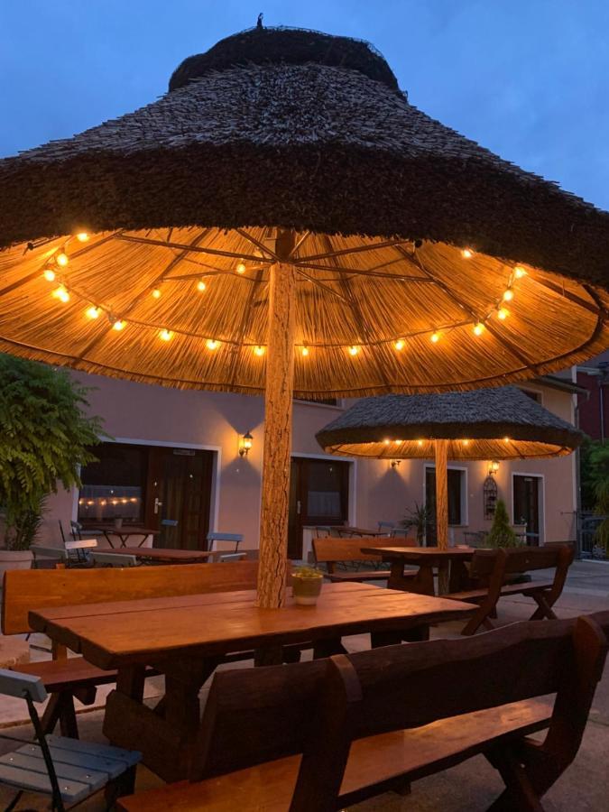 Pension Cubana Rothenburg (Saxony) Exterior foto