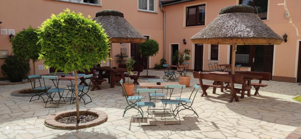 Pension Cubana Rothenburg (Saxony) Exterior foto
