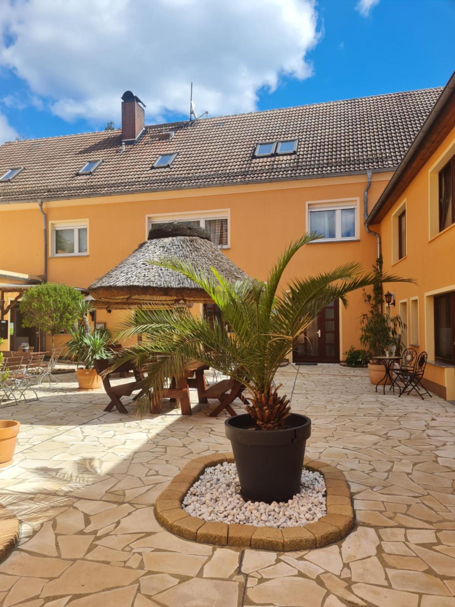 Pension Cubana Rothenburg (Saxony) Exterior foto